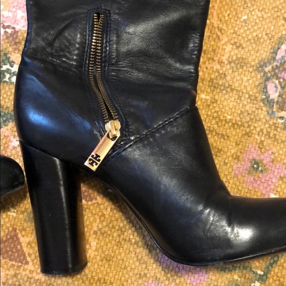 Tory Burch Round toe black leather heeled boots - Picture 2 of 3